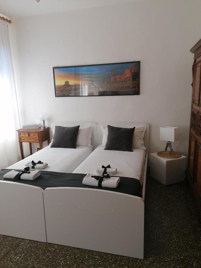 Ca' Alessandro Apartment Venesia Bagian luar foto
