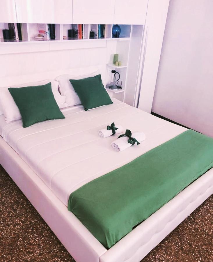 Ca' Alessandro Apartment Venesia Bagian luar foto